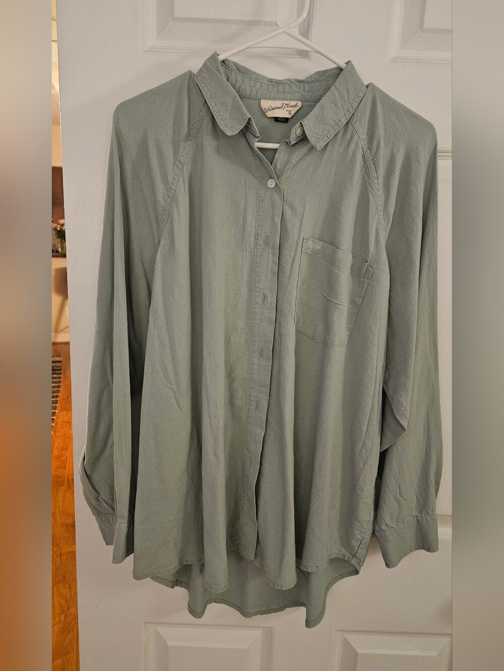 Womens Universal Thread Linen Blend Button-Up Shirt